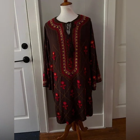 Ivy Jane embroidered bohemian caftan dress BR - Picture 8 of 14